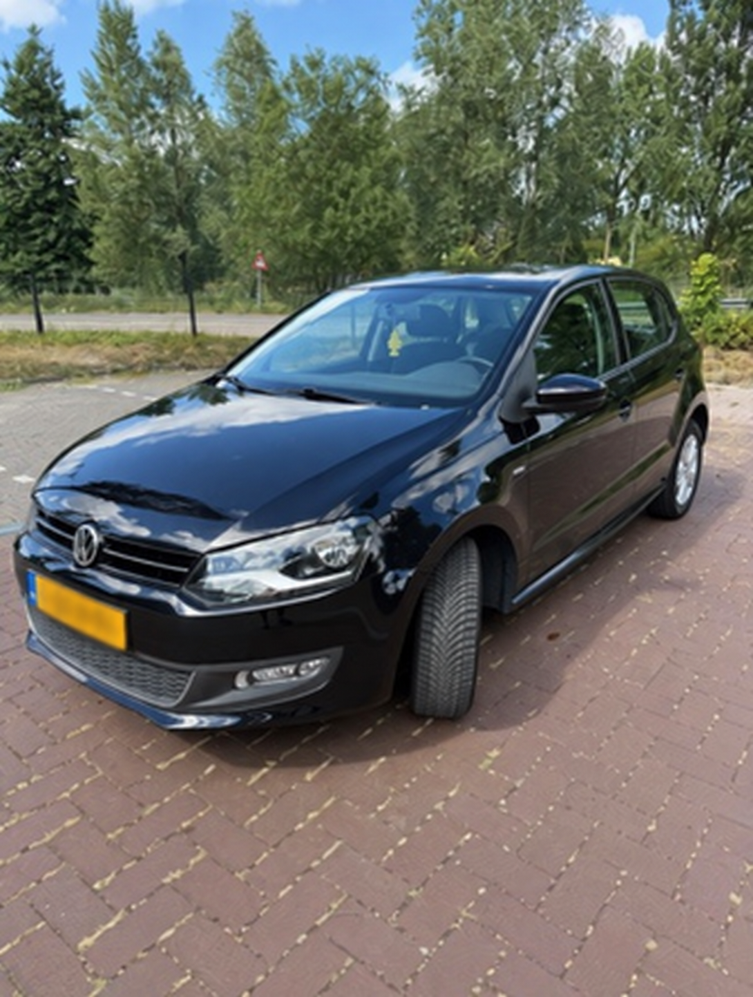 Volkswagen Polo · exterieur bij FourSeasons Car Detailing