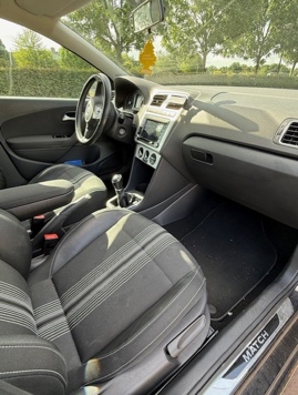 Volkswagen Polo · dashboard en passagierszijde bij FourSeasons Car Detailing